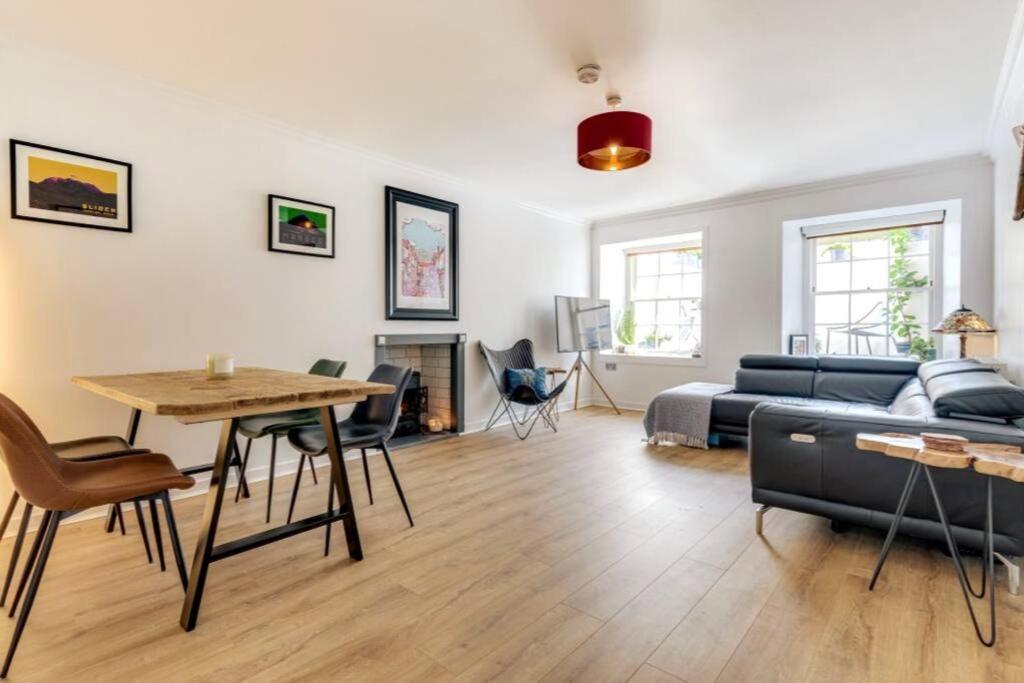 Lovely 2 Bedroom Garden Flat In Trendy West End Glasgow Exteriör bild